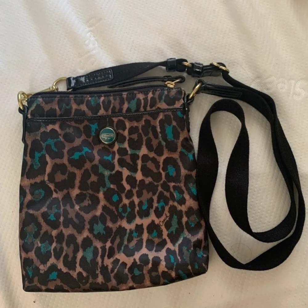 Leopard Cross Body